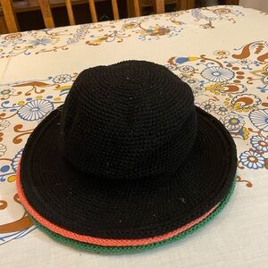 Black cotton hat